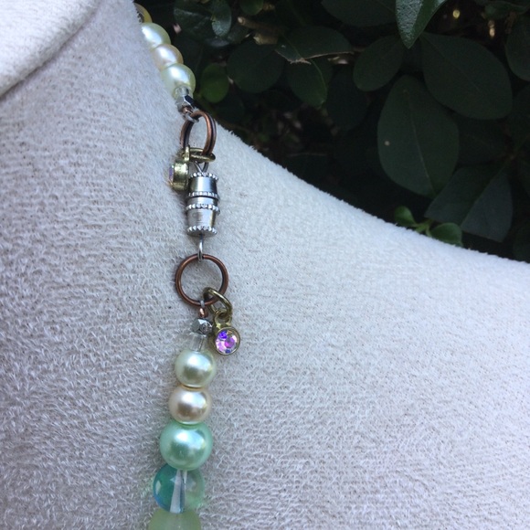 Celestial Aura Crystal Point Necklace - Picture 5 of 6